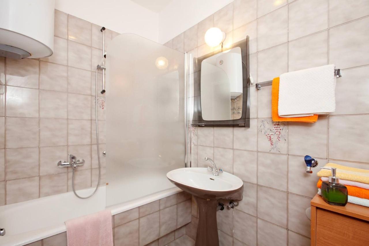 Apartments Lina 2023 Rabac Exterior foto